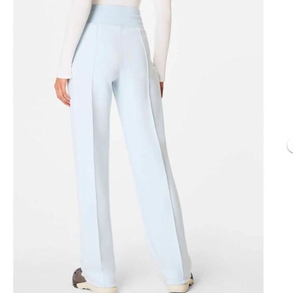 Spanx AirEssentials Luxe Straight Leg Pull On Pant Pintuck Sky Blue 50937R Med - Picture 2 of 9
